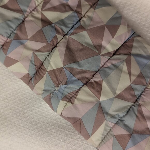 Save The Duck Girls Hooded Puffer Fill Insulated Winter Jacket in Geometric 4 - Picture 4 of 7